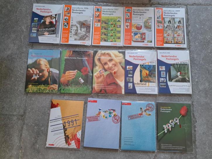 Postzegel jaarcollecties 1991-2009, Postzegels en Munten, Postzegels | Volle albums en Verzamelingen, Nederland, Ophalen of Verzenden