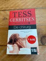 Tess Gerritsen - De chirurg, Boeken, Thrillers, Tess Gerritsen, Ophalen of Verzenden, Zo goed als nieuw, Nederland