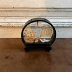 Kleine diorama *tres jolie Duiven*, Antiek en Kunst, Curiosa en Brocante, Verzenden