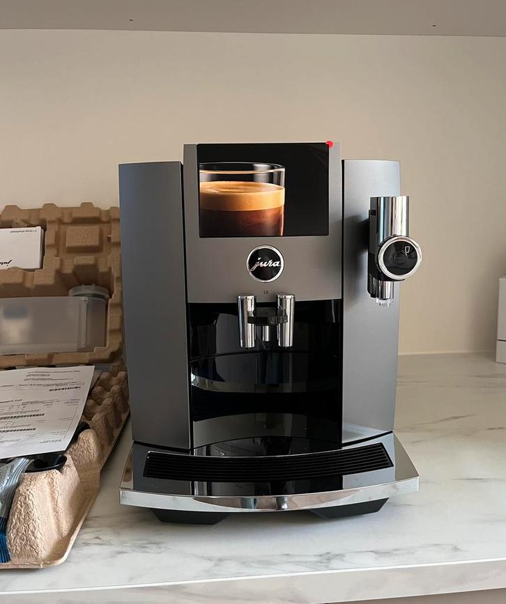Jura S8 EB koffiemachine (nieuw!!), Witgoed en Apparatuur, Koffiezetapparaten, Nieuw, Gemalen koffie, Koffiebonen, Combi, 10 kopjes of meer