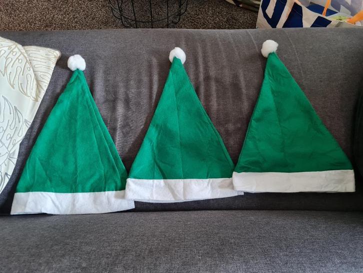 3 groene kerstmutsen., Diversen, Kerst, Nieuw, Ophalen
