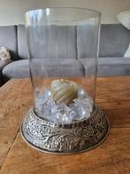 Windlicht met chroomkleurige voet, Huis en Inrichting, Woonaccessoires | Kandelaars en Kaarsen, Ophalen, Zo goed als nieuw, Metaal