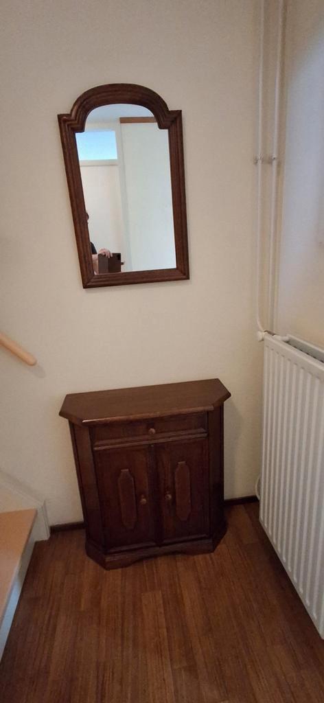 Halkastje met spiegel donker eiken in goede staat, Huis en Inrichting, Kasten | Dressoirs, Gebruikt, 50 tot 100 cm, 25 tot 50 cm