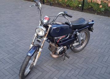 Unieke tomos custom build geel kenteken beschikbaar voor biedingen