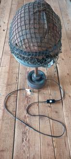 Legerhelm tafellamp, Ophalen of Verzenden, Zo goed als nieuw, Metaal, Minder dan 50 cm