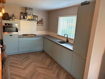 Mooie Hoekkeuken - Zelf demonteren! beschikbaar voor biedingen