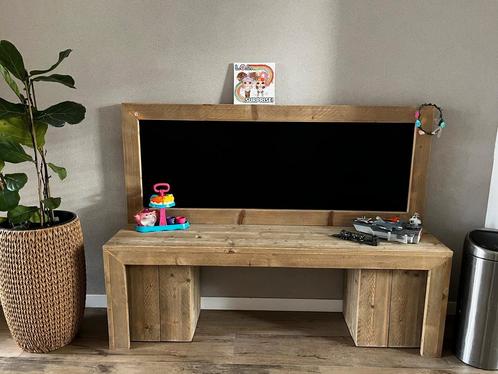 Steigerhouten speeltafel met krijtbord en 2 opbergbakken, Kinderen en Baby's, Kinderkamer | Tafels en Stoelen, Tafel(s), Ophalen