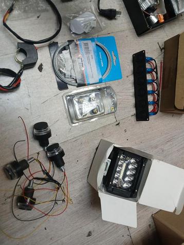 Caferacer/Scrambler Onderdelen - Alles Moet Weg! beschikbaar voor biedingen