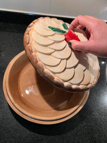 Taarten schaal met 12 grote gebaksborden beschikbaar voor biedingen