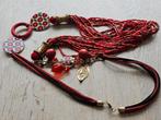 Ketting met vnl rode glaskraaltjes, Ophalen of Verzenden, Nieuw, Rood, Overige materialen