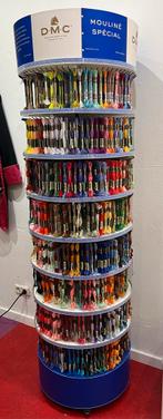 DMC Borduurgarenmolen - vrijwel compleet!, Hobby en Vrije tijd, Borduren en Borduurmachines, Ophalen, Zo goed als nieuw, Handborduren