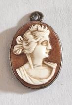 Oude zilveren camee hanger., Ophalen of Verzenden