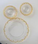Gebakservies vintage retro, Huis en Inrichting, Keuken | Servies, Ophalen of Verzenden, Overige stijlen, Glas, Schaal of Schalen