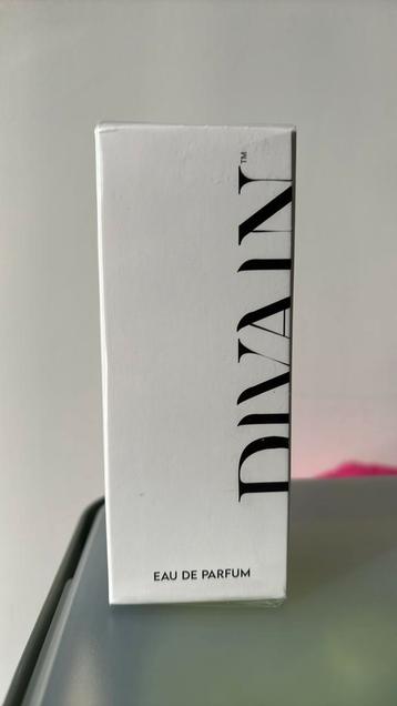 Prada Candy dupe Divain 116 beschikbaar voor biedingen