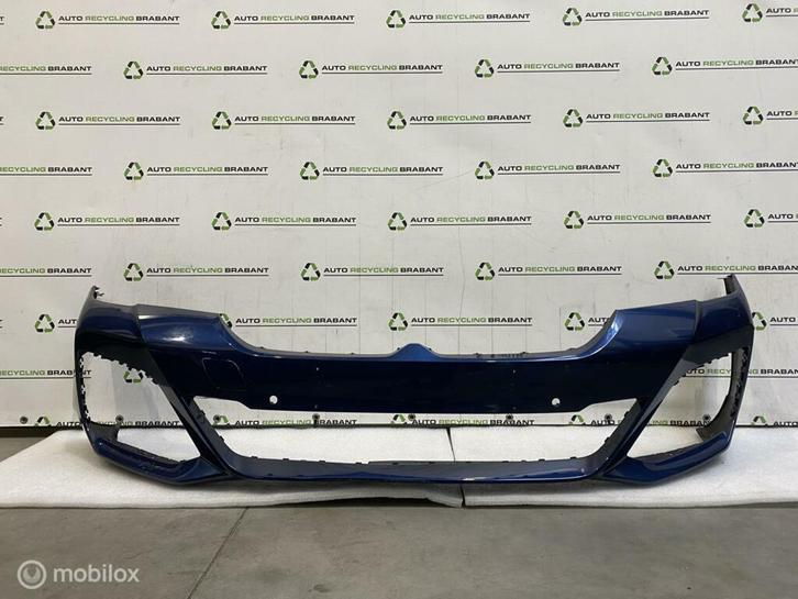 M Voorbumper BMW 5 serie G30 G31 LCI M PAKKET 51118098644, Auto-onderdelen, Carrosserie en Plaatwerk, Bumper, Voor, Gebruikt, Ophalen of Verzenden
