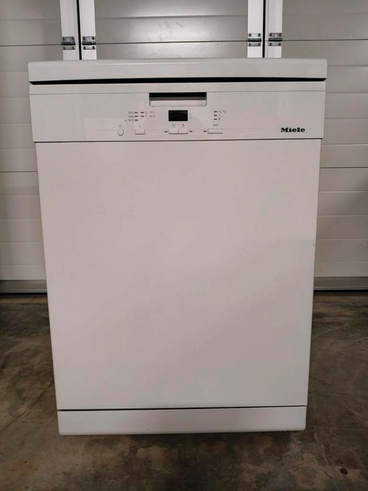 Miele vrijstaande vaatwasser, Witgoed en Apparatuur, Vaatwasmachines, Zo goed als nieuw, 85 tot 90 cm, Ophalen