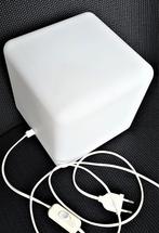 Ilu tafellamp -unieke mat wit glazen ice kubus -Made Holland, Huis en Inrichting, Lampen | Tafellampen, Gebruikt, Ophalen of Verzenden