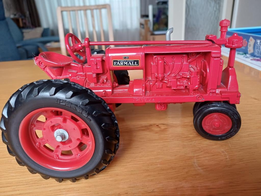 Miniatuurtractor international 966, Ophalen of Verzenden, Gebruikt, Tractor of Landbouw, Overige merken
