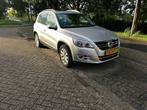 Volkswagen Tiguan 2.0 TSI 125KW 4MOTION DSG 2010 Grijs, Automaat, Euro 5, Stof, 4 cilinders