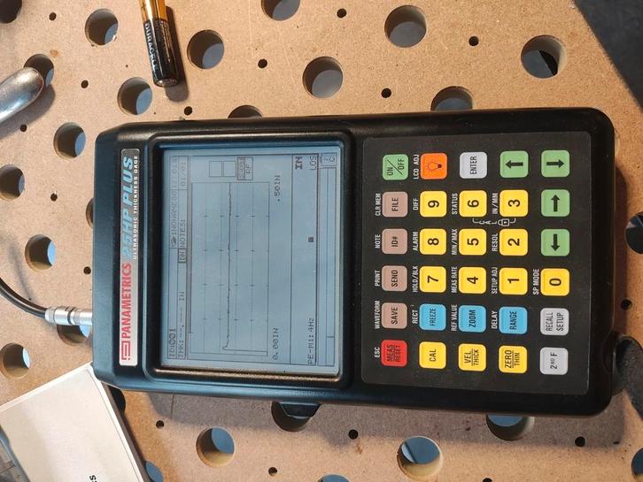 Panametrics 25hp plus ultrasonic thickness gage met extras, Doe-het-zelf en Verbouw, Meetapparatuur, Gebruikt, Multimeter, Ophalen of Verzenden
