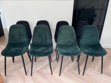 8x eetkamerstoelen. Gelijk op te halen! beschikbaar voor biedingen