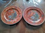 2 borden japans keramiek, dragon ware. Handgeschilderd., Ophalen of Verzenden