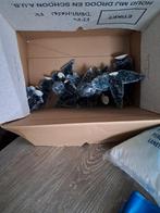 Doos met bomen,  sneeuwdekens ,sneeuw, achtergrond, 2X hekje, Diversen, Kerst, Ophalen of Verzenden