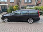 Volvo V70 2.4 D AUT 2007 Zwart, 1800 kg, 179 €/maand, 1553 kg, Stationwagon