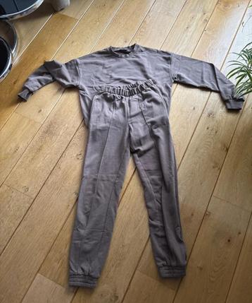 Huispak Ruth & Circle - M trui, XS broek beschikbaar voor biedingen