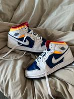 Air Jordan 1 mid-top Royal Bue/Laser Orange sneakers, Gedragen, Air Jordan, Ophalen of Verzenden, Sneakers of Gympen