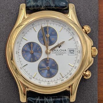 Bulova Vintage 1980s chronograaf horloge goudkleur JA411 beschikbaar voor biedingen