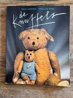 Boek “De Knuffels” van Paul Haenen & Mirga de Vries, Ophalen of Verzenden, Zo goed als nieuw