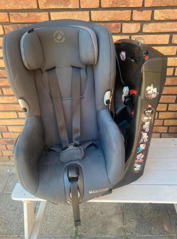 Baby uitzet, Kinderen en Baby's, Kinderkamer | Complete kinderkamers, Zo goed als nieuw, Jongetje of Meisje, Ophalen