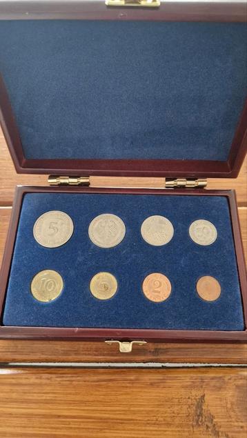 Deutsche Mark Munten Gedenkset 1989 beschikbaar voor biedingen