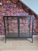 Vitrinekast MILSBO, Huis en Inrichting, Ophalen, Met plank(en), 100 tot 150 cm, 100 tot 150 cm