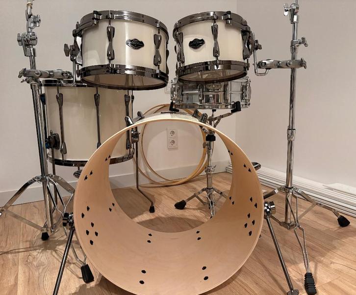 Tama Superstar Hyperdrive wit drumstel, Muziek en Instrumenten, Drumstellen en Slagwerk, Zo goed als nieuw, Tama, Ophalen