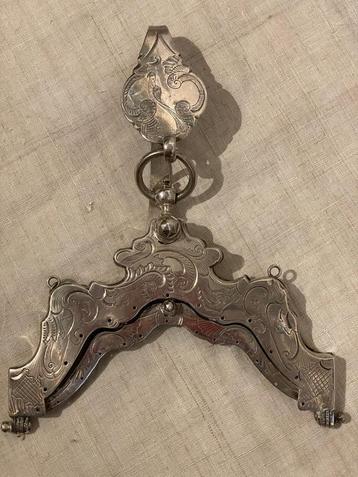 tasbeugel met haak  beugeltas papegaaibeugel Roozenburg 1792 beschikbaar voor biedingen