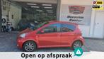 Toyota Aygo 1.0-12V Dynamic Navigator, Voorwielaandrijving, Euro 5, Stof, Gebruikt