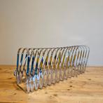 design Tijdschriftenrek of LP-rek in chroom, Huis en Inrichting, Woonaccessoires | Krantenbakken en Lectuurbakken, Ophalen of Verzenden