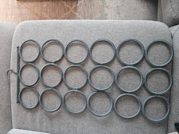 GRATIS! Komplement multihanger grijs beschikbaar voor biedingen