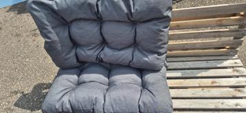 Pallet kussen 4 stuks helemaal nieuw beschikbaar voor biedingen