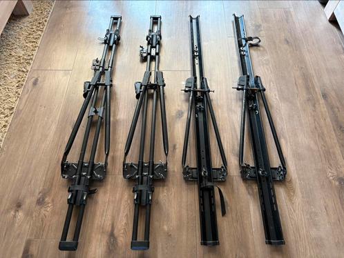2 thule fietsendragers dak + 2 universele fietsendragers, Auto diversen, Fietsendragers, Gebruikt, Fietsendrager-accessoire, 3 fietsen of meer