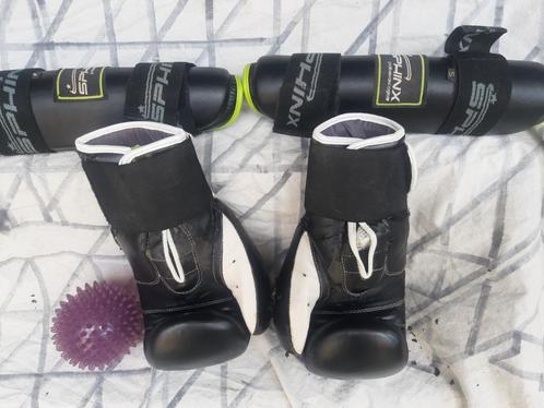 Vandal Kickbox handschoenen10 OZ en kniebeschermers, Sport en Fitness, Vechtsporten en Zelfverdediging, Overige, Vechtsportbescherming