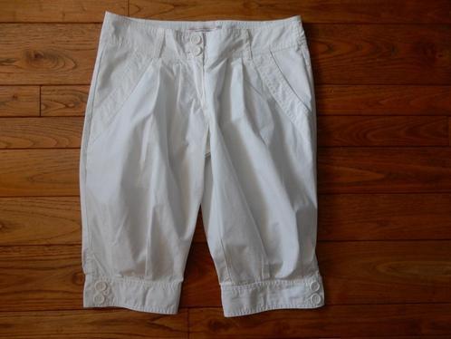NIEUWE korte broek, maat 34, Kleding | Dames, Broeken en Pantalons, Nieuw, Maat 34 (XS) of kleiner, Wit, Kort, Verzenden