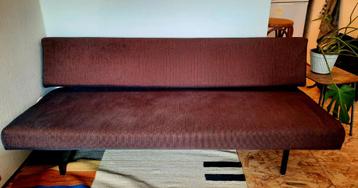 Vintage Bank - Design Geïnspireerd beschikbaar voor biedingen