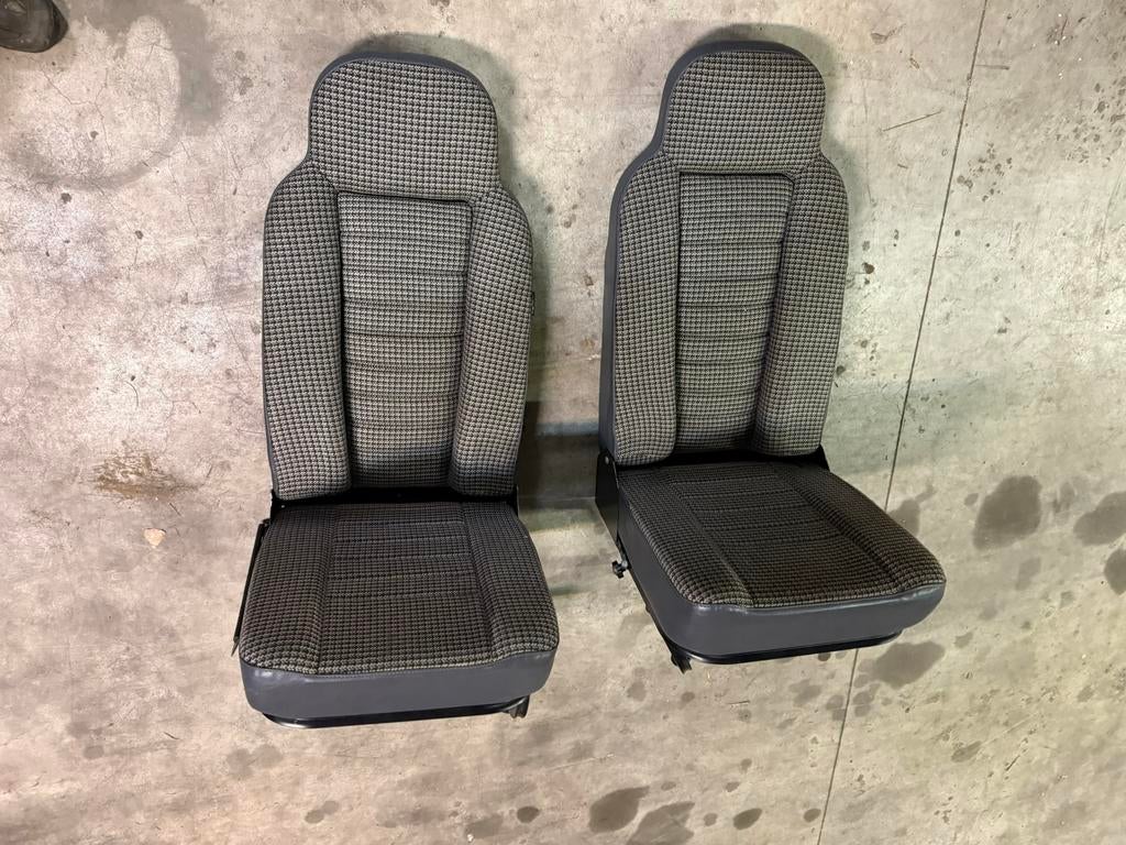 Set land rover defender forward facing stoelen, Auto-onderdelen, Interieur en Bekleding, Land Rover, Gebruikt, Ophalen