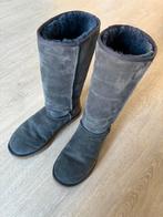 Ugg classic tall navy blue 42, Kleding | Dames, Schoenen, Hoge laarzen, UGG, Zo goed als nieuw, Verzenden