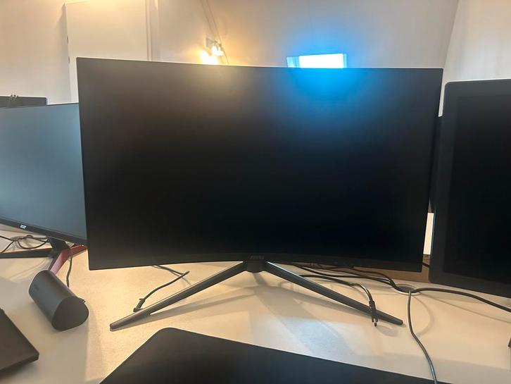 MSI 27 inch Curved Gaming Monitor, Computers en Software, Monitoren, Gebruikt, 151 t/m 200 Hz, HDMI, Gaming, Curved, VA, Quad HD (2K)