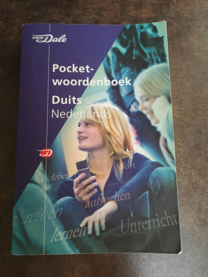 Van Dale Pocketwoordenboek Duits-Nederlands, Boeken, Woordenboeken, Zo goed als nieuw, Duits, Van Dale, Ophalen