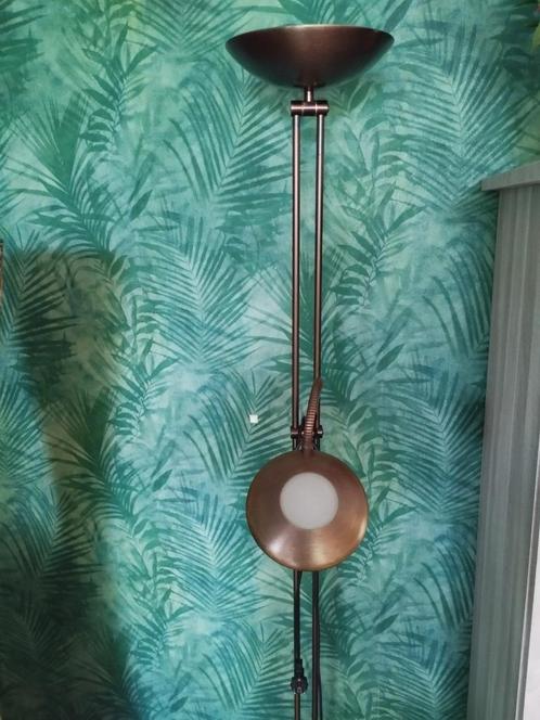 staande koper/brons gekleurde lamp, Huis en Inrichting, Lampen | Vloerlampen, Zo goed als nieuw, 150 tot 200 cm, Metaal, Ophalen